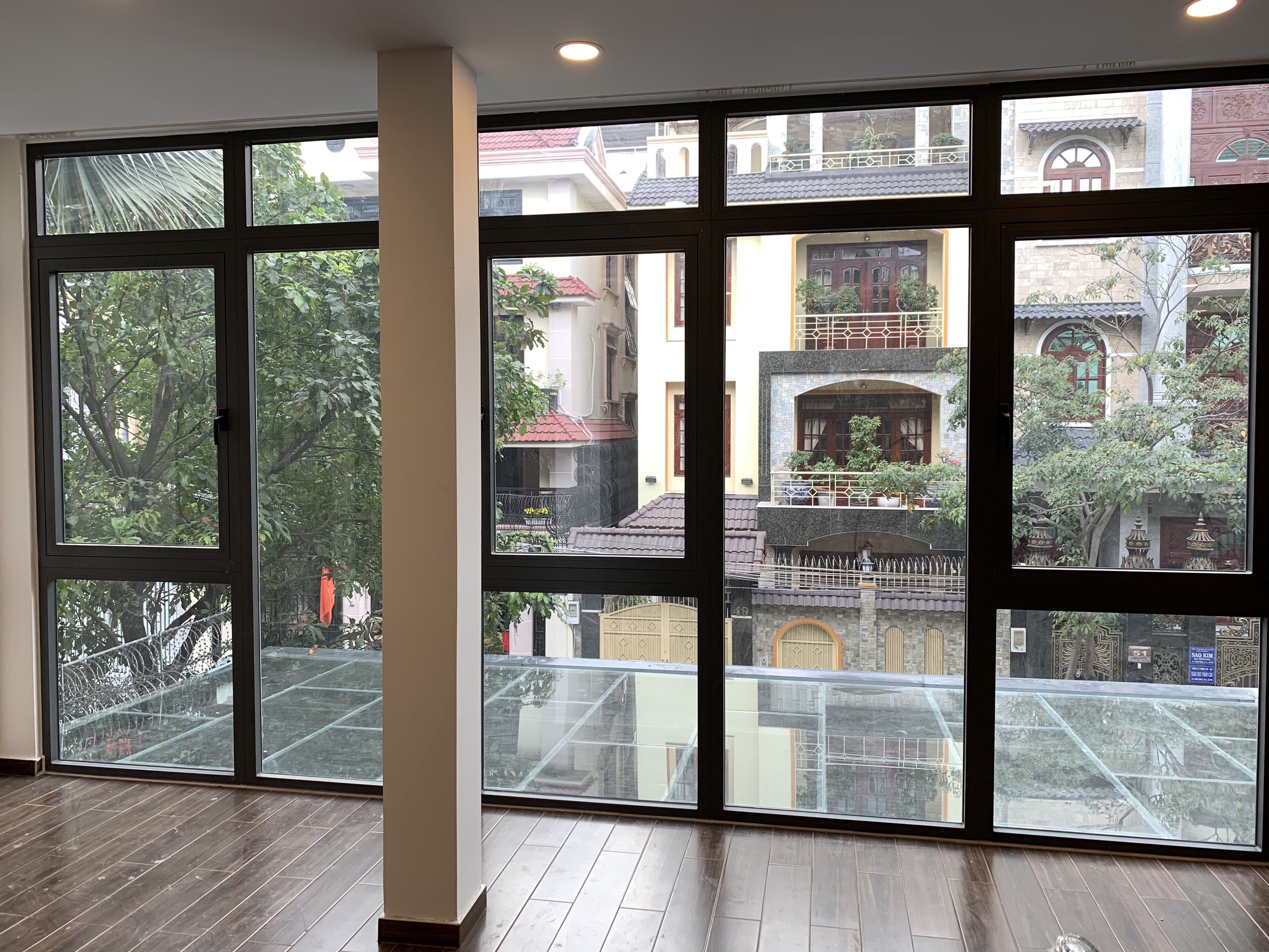 Biệt thự đường Hoa Đào, diện tích 8x18m – khu dân cư cao cấp, cực kỳ khan hiếm nguồn hàng. Vị trí đẹp, sổ hồng riêng, phù hợp ở hoặc đầu tư giữ tài sản lâu dài.